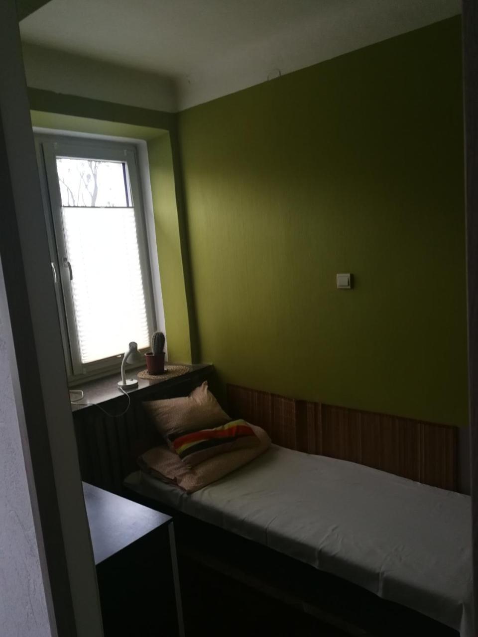 Hostel Tolek Warsaw Exterior photo
